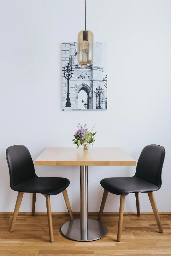 Parks 73 The Townhouse Hotel فيينا