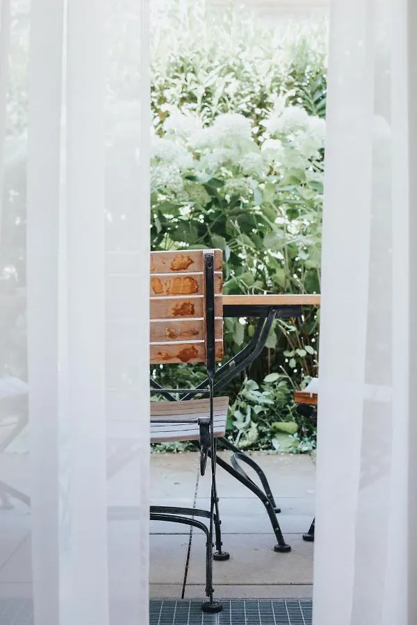 ****  Parks 73 The Townhouse Hotel Viyana Avusturya