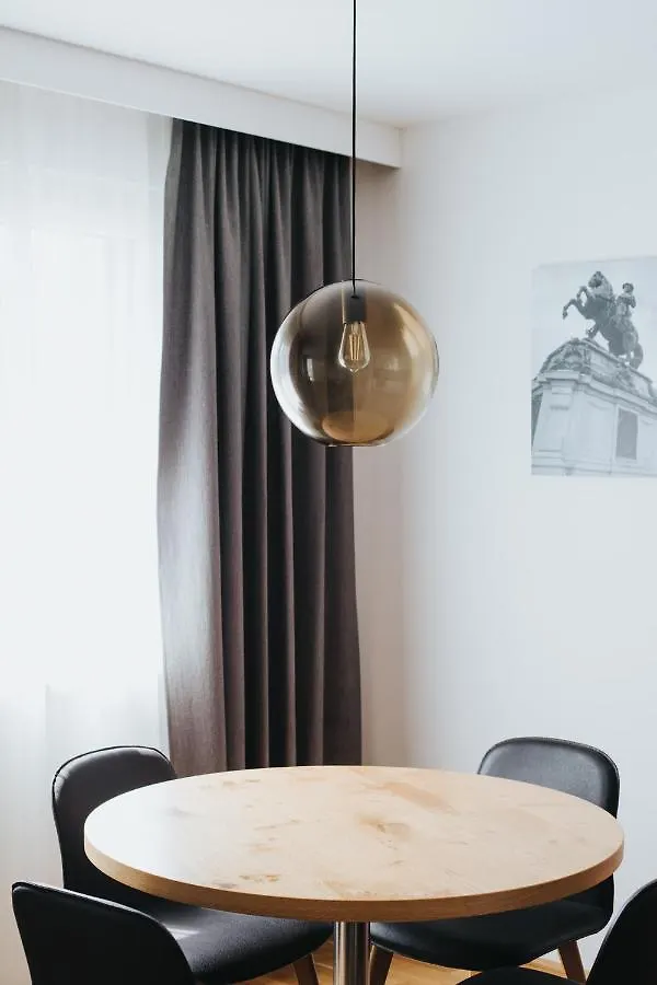 Parks 73 The Townhouse Hotel Viena 4*,